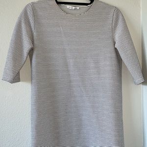 Zara dress/tunic size small blacks no white